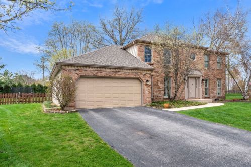1509 Estuary Ct, Naperville, IL 60565-1292