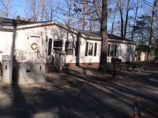 53 Maple Ridge Ln, Lake Murray, SC 29036-7413