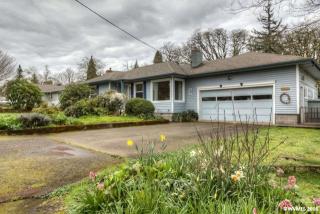 3721 Hillview Dr, Salem, OR 97302-4719