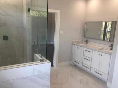 4211 Canada Dr, Dallas TX 75212-1104 exterior