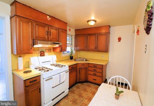 117 Jeremiah Ave, Trenton NJ 08610-6537 exterior