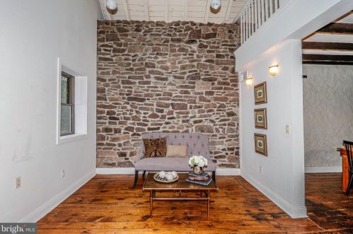 248 Upper Fry Rd, Trenton NJ 08628-2734 exterior