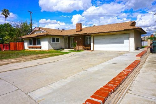 6622 Eva Pl, Riverside, CA 92504-2119