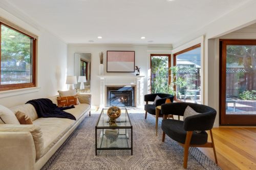 101 Primrose Way, Palo Alto, CA 94303-3047