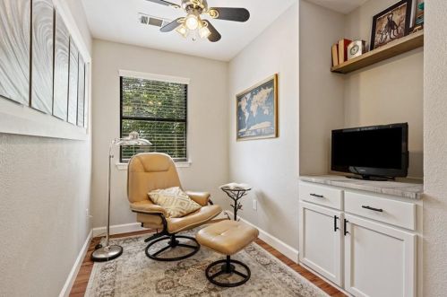 12402 Burlywood Trl, Austin TX  78750-1105 exterior