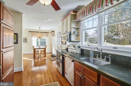 210 Jefferson Ave, Haddonfield NJ 08033-3410 exterior