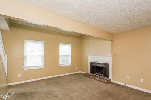 6045 Amberly Rd, Rex GA  30273-1203 exterior