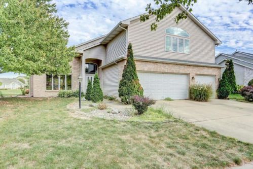 3206 Cypress Creek Rd, Champaign, IL 61822-7985