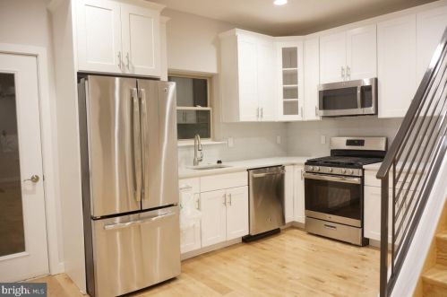 3430 Brandywine St, Philadelphia PA  19104-1934 exterior