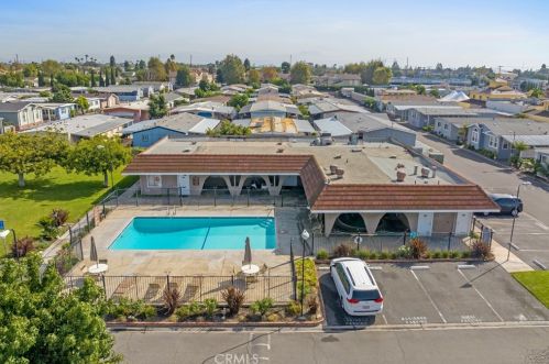 4801 1st St, Santa Ana CA  92703-3114 exterior