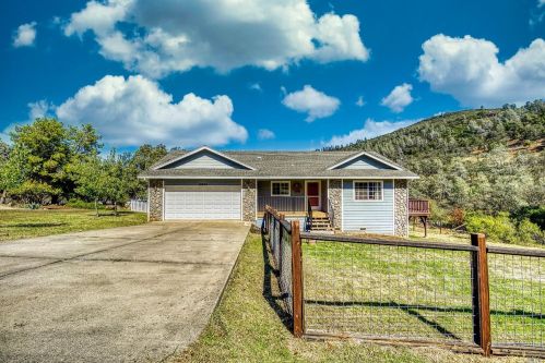 18302 Sugarbush Ct, Middletown, CA 95467-8431