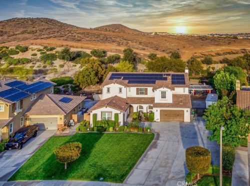 16352 Sierra Heights Dr, Riverside CA  92503-8457 exterior