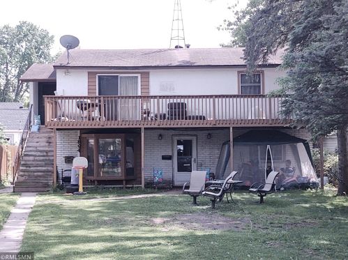 1894 Eugene St, Saint Paul MN  55110-3327 exterior