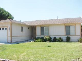 1001 Amaretto Dr, Tracy, CA 95376-4800