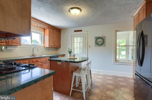 13 Montrose Ave, Lancaster PA  17603-6659 exterior