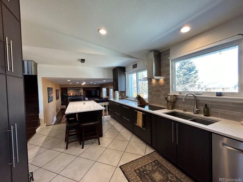 17245 Brown Cir, Aurora CO  80013-2104 exterior