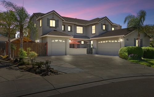 440 Poelstra Ct, Ripon, CA 95366-9459