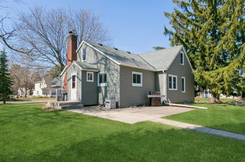 4826 Bloom Ave, Saint Paul, MN 55110-2730