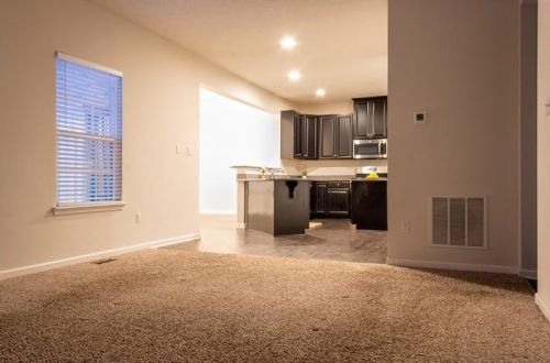 129 Saddle Ridge Dr, Noblestown PA 15071-3721 exterior