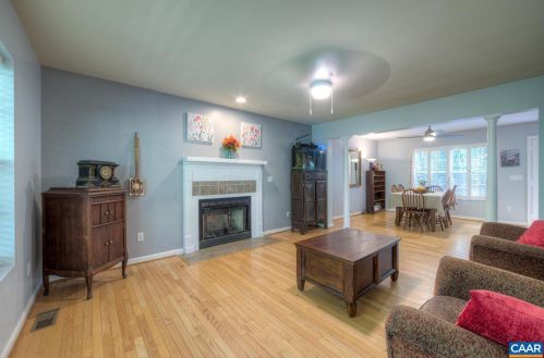 31 Choctaw Pl, Bybee VA  22963-3100 exterior