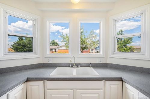 2850 Bridalwreath Pl, Loveland CO 80537-6019 exterior