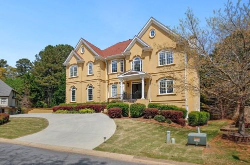 886 Hyde Rd, Marietta, GA 30068-4516
