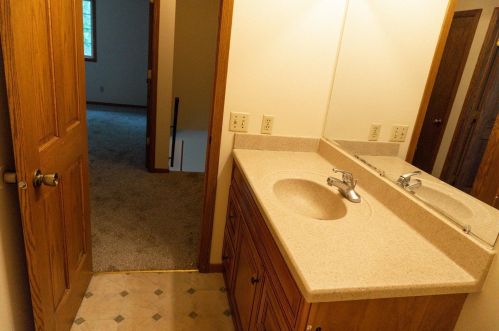 1656 Donald Ct, Saint Paul MN  55121-1753 exterior
