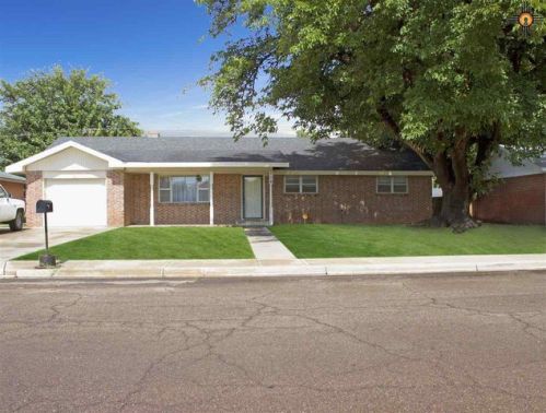 114 Saint Anne Pl, Hobbs, NM 88240-2227