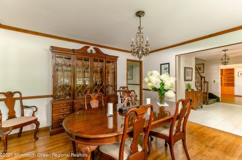7 Fieldcrest Ct, Holmdel Village, NJ 07733-2030