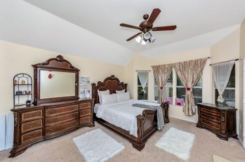 7625 Lawnsberry Dr, Fort Worth TX  76137-4379 exterior