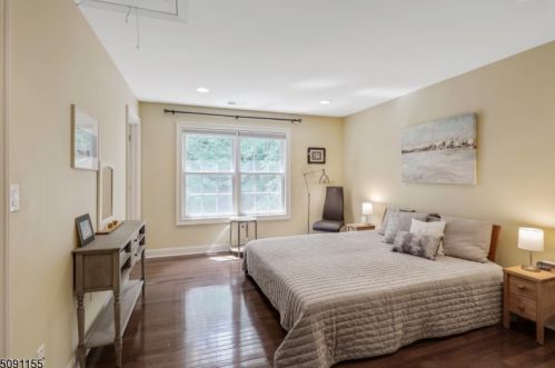 5 Poplar Ct, Dover NJ  07869-2429 exterior