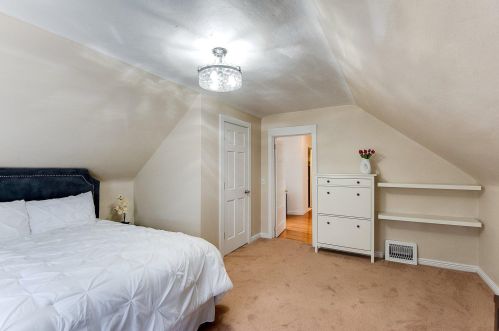 2209 2nd St, Saint Paul MN  55110-3204 exterior