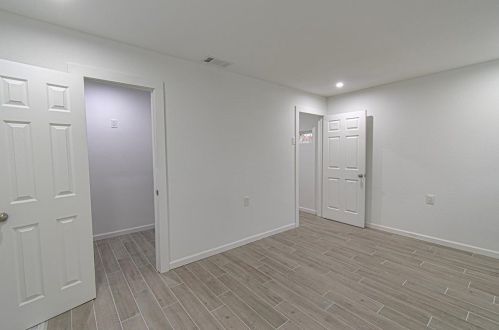 2735 Grafton Ave, Dallas TX  75211-5711 exterior