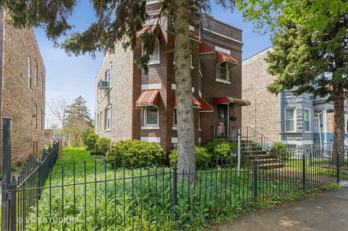 7828 Emerald Ave, Chicago, IL 60620-2432