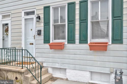 1018 Philadelphia St, York, PA 17403-1123