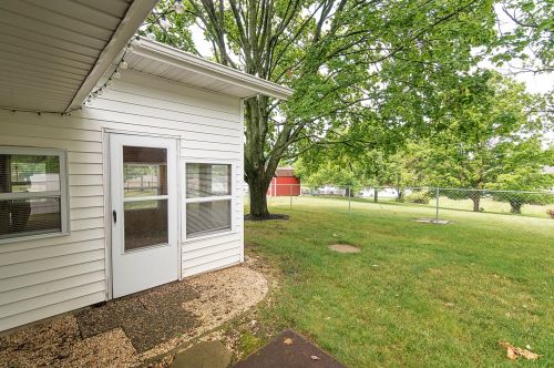 2401 Erter Dr, Springfield OH  45503-2504 exterior