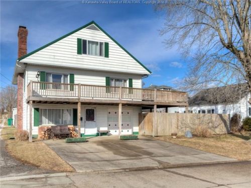 2744 5th St, Hurricane WV  25526-1638 exterior