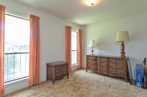 304 Blue Rdg Trl, Austin TX  78746-4538 exterior