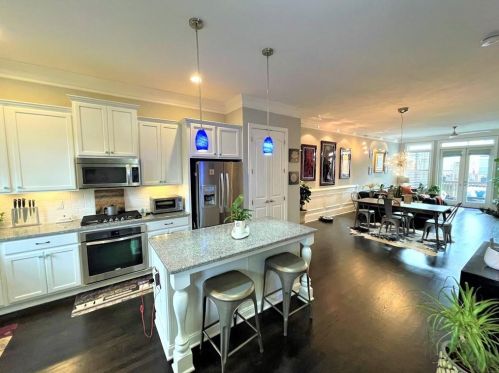 2136 Havenwood Trl, Atlanta GA  exterior