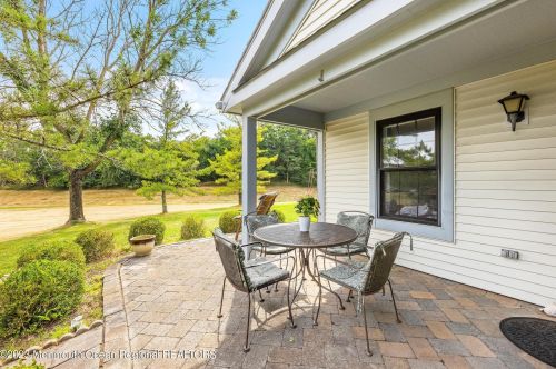 95 Old Orch Ln, Tinton Falls NJ 07712-2569 exterior