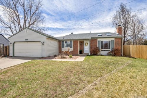 5341 Pagosa Way, Aurora CO  80015-2452 exterior