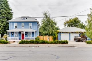 390 Oregon Ave, Walker OR  97426-9501 exterior