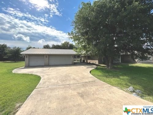 97 Buttercup Loop, Morgans Point, TX 76513-9232
