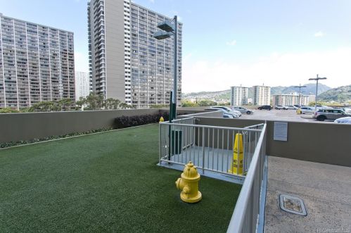 1200 Queen Emma St, Honolulu HI  96813-6300 exterior