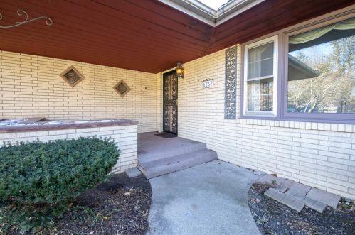 6267 Buttercup Ln, Rockford, IL 61108-8115