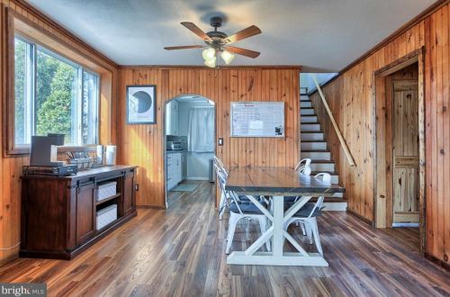 215 Cavalry Rd, Carlisle PA  17013-1606 exterior