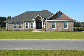1508 Plantation Cir, Blackshear, GA 31516-6501