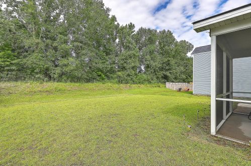 1384 Hermitage Ln, Ladson SC  29456-3087 exterior