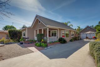 249 Madeline Dr, Monrovia, CA 91016-2431