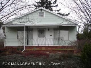 1737 Rosa Parks Way, Portland OR  97211-4871 exterior
